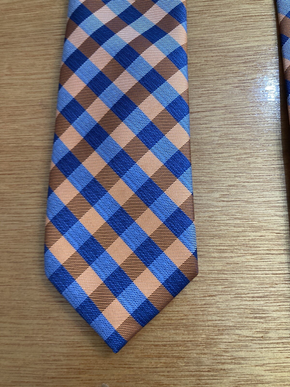 Picture 2 of 9