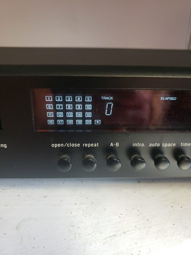 Reproductor de CD Adcom GCD-575 - Funciona pero salta pistas, etc. - Imagen 24 de 24