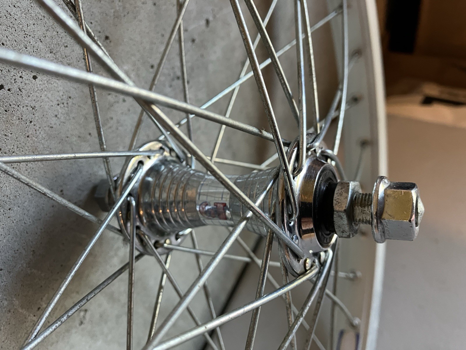 Vintage GT Race Lace Sealed Mechanism Hubs W- Araya 7X Old School BMX Rims