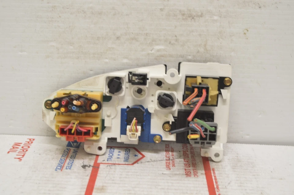 1997-2014 Ford E-150 Climate Control Unit Heater Ac Temperature Hvac CI69#016 - Image 2 of 3