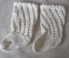 Alte Puppenstrümpfe in weiß ,handarbeit  ( 29 )