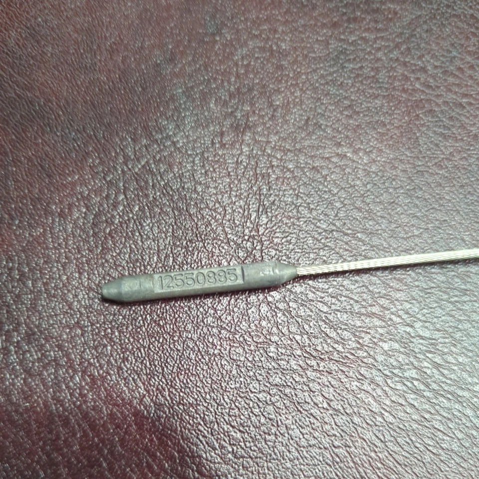 Varilla de medición de aceite de motor NOS Chevrolet Express 2500/3500 P30 GMC Savana 2500 P3500 Foto 3 de 4