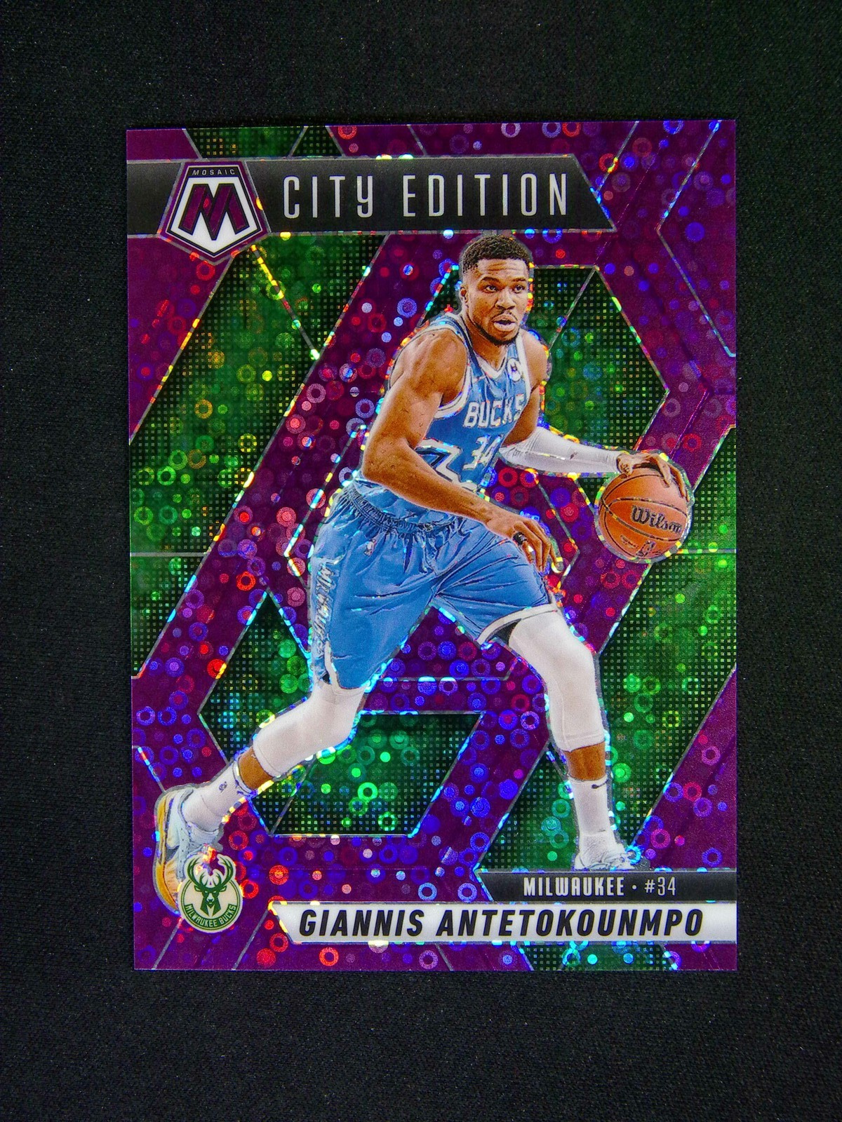 2024-25 Panini Mosaic Giannis Antetokounmpo #282 City Fast Break Purple /50