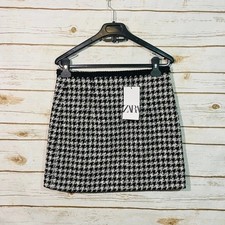 Zara Women's Multicolor Jacquard Mini Skirt Size Small With Back Zipper