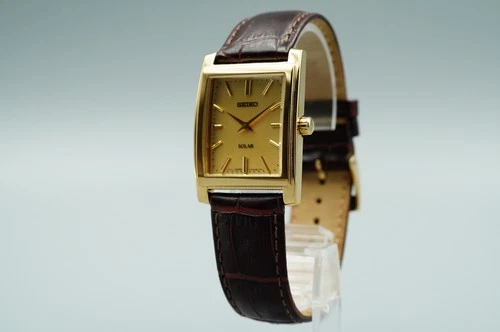 *MINT* Vintage SEIKO V115-0AC0 Solar Gold Dial Rectangle 28mm Mens Watch