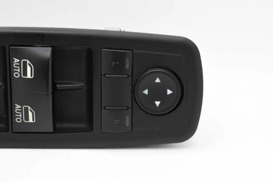 Interruptor de ventana eléctrica Driver Master para 15-20 CHEROKEE F3H01 Foto 2 de 4