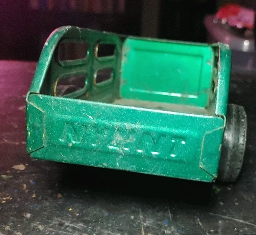 Picture 2 of 5