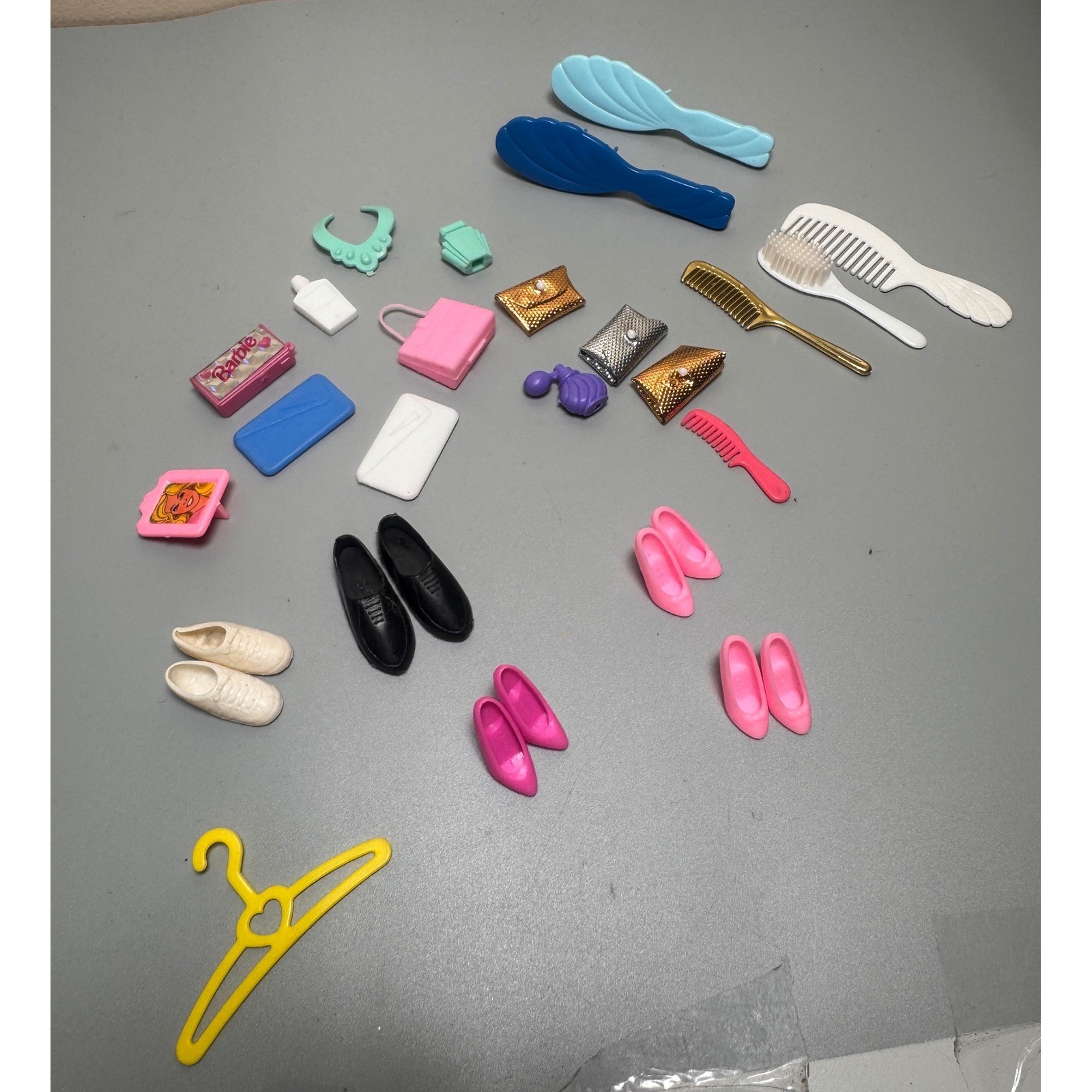 Barbie 90s Doll Accessories Lot Shoes Purses Combs Hanger Necklace Bundle Mattel