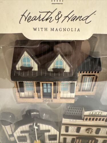 Hearth and Hand Magnolia 2018 Christmas Wood Ornaments Chip & Joanna Gaines CC1 - Picture 2 of 11