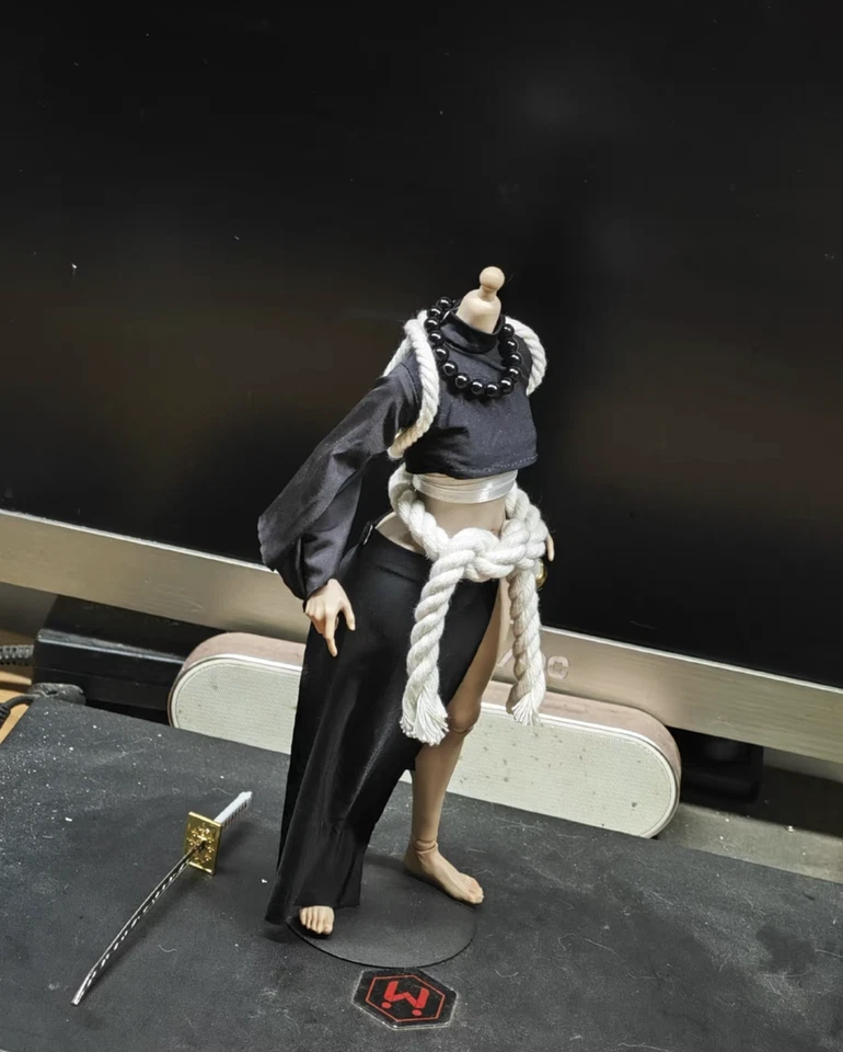 1/6 Scale Female Darth Vader Clothes Set for 12 “ph tbl Action Figure Body Toys - Image 4 of 4