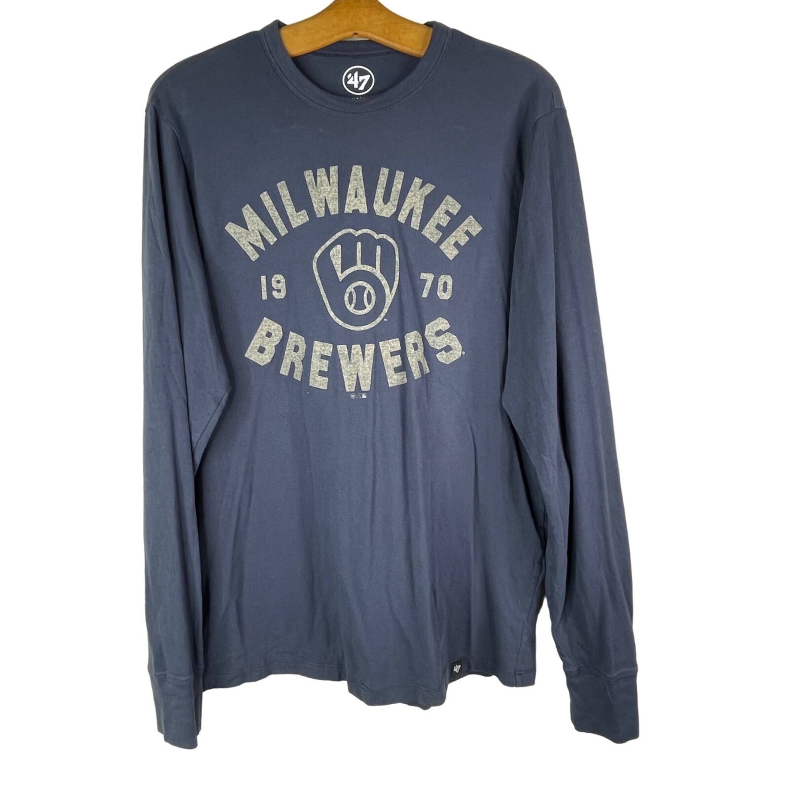 milwaukee brewers long sleeve shirts