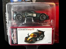 Neumáticos de goma Aston Martin Vantage GT8 Dk verde 1/63 US Majorette Deluxe Cars