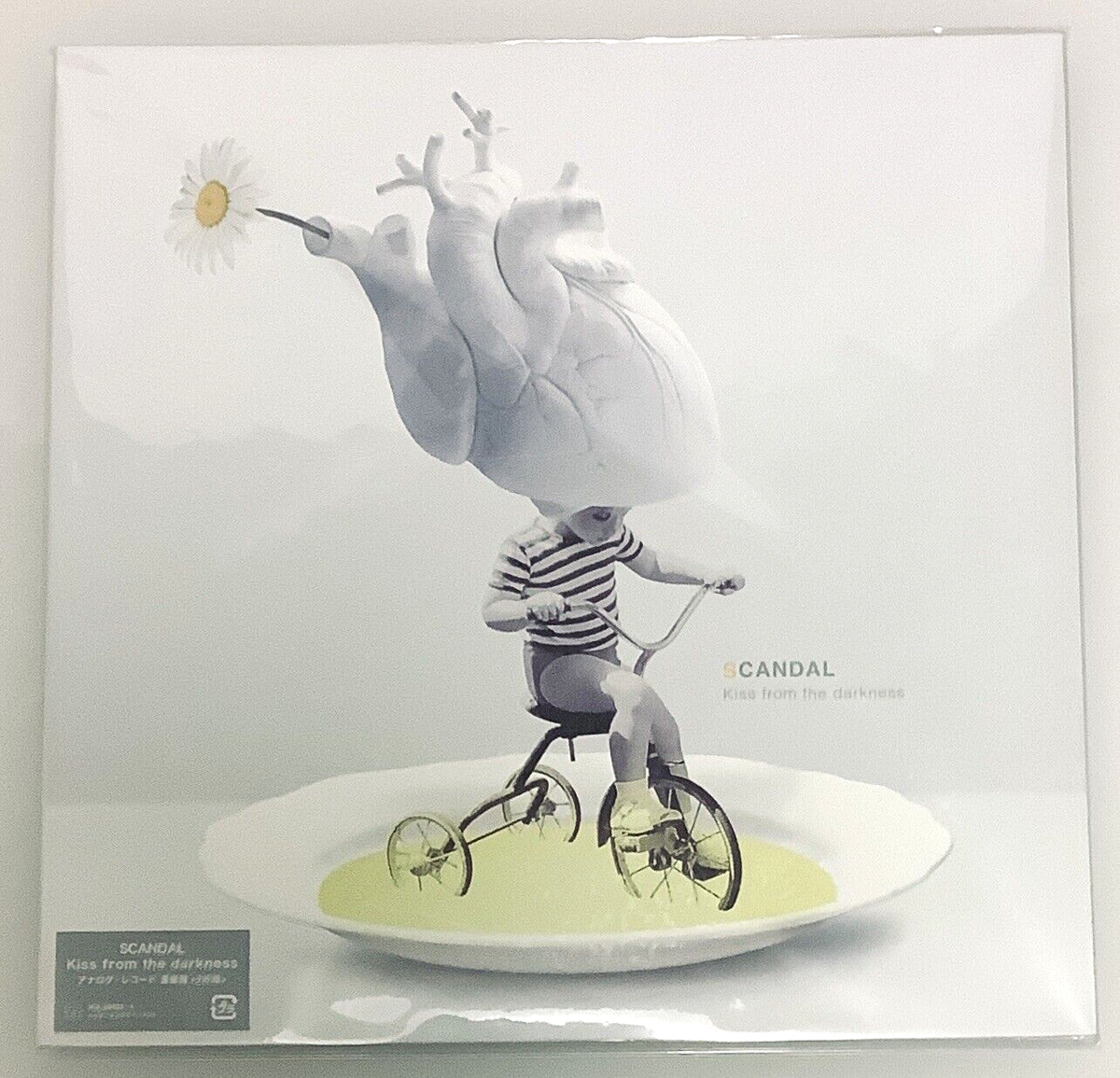 コ*ジ様 サイン入り!極美品!scandal kiss from the dar New SCANDAL