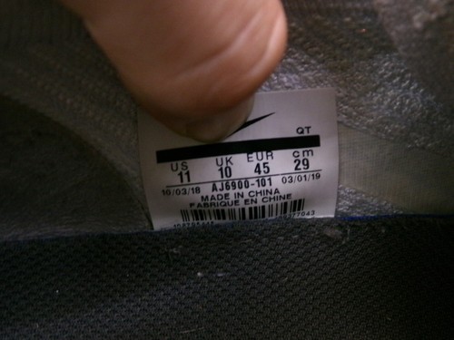 Nike Air Vapormax Flyknit 3 Men's Size 11 Gray Platinum Running Shoes AJ6900-102 - Picture 12 of 12