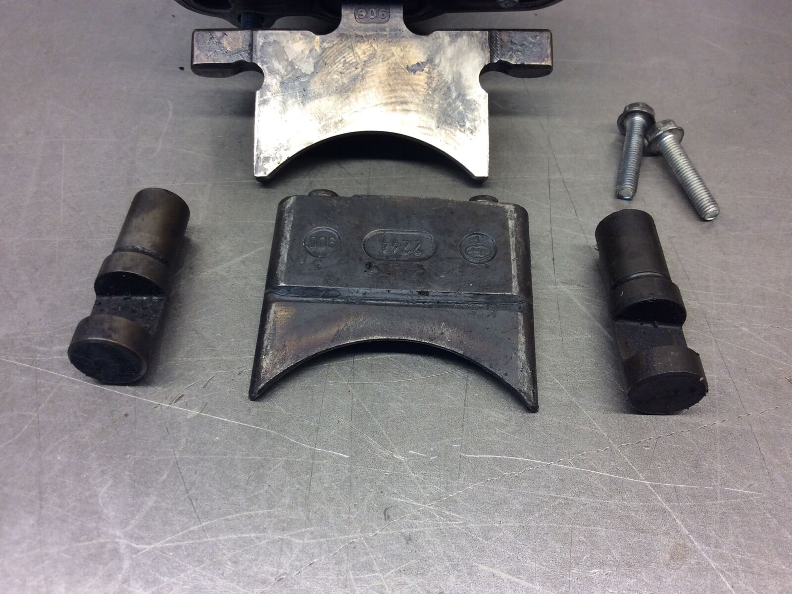 Picture 2 of 6