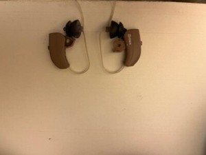 Widex Evoke Pair of E-F2 330 Silver Grey Best Quality Hearing Aids w/Remote