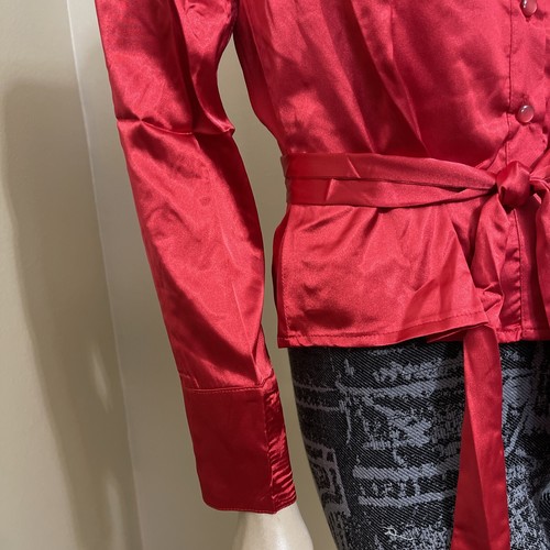 Women’s Red Satin Polyester Casual Long Sleeve Pleat Size L Button Up Shirt Top - Picture 6 of 12
