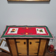 Vintage 35 X 14 Handmade Red Green Christmas Patchwork Quilted Table Runner Snow