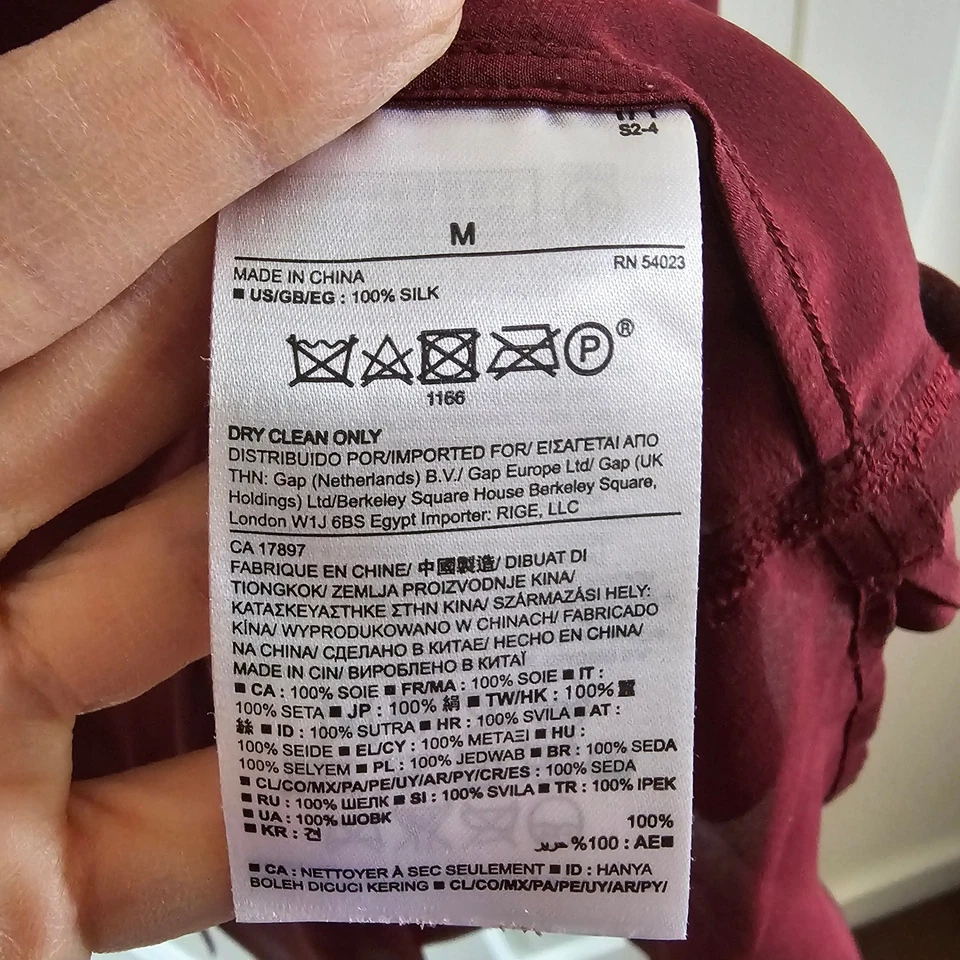 Top/Blusa de Seda Banana Republic Rojo Borgoña Elegante Para Mujer Mediana Foto 3 de 4