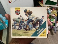 H/O 1/87 Scale AIRFIX Vintage Figures WWII RAF Personnel 47 Pcs FREE Shipping