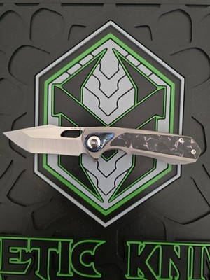 Flipper KnivesREMETTE RT-Saker Falcon Frame Lock Knife Ti + Pink/Black CF (3''