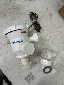 Attwood 5653-4 Tsunami Mk2 800 GPH Aerator – 3/4 NPT Live Bait & Fish Tank Pump With Straight Inlet, Tool-Free Installation