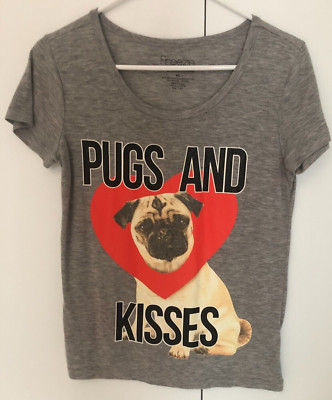 FREEZE pug dog gray t-shirt, size XS, ''Pugs and Kisses'', front graphic