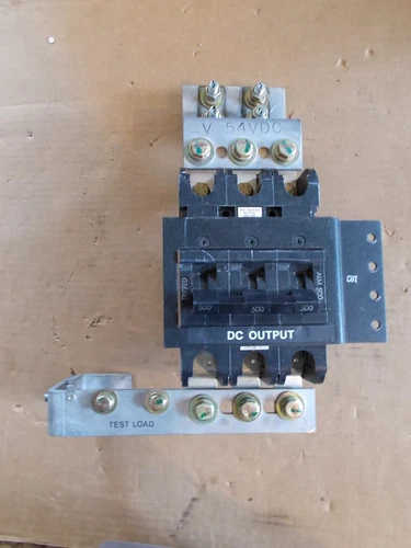 Comcode 403933062 GJ1P-H99-P-A-DU 3-Pole 500V Circuit Breaker *FREE SHIPPING*