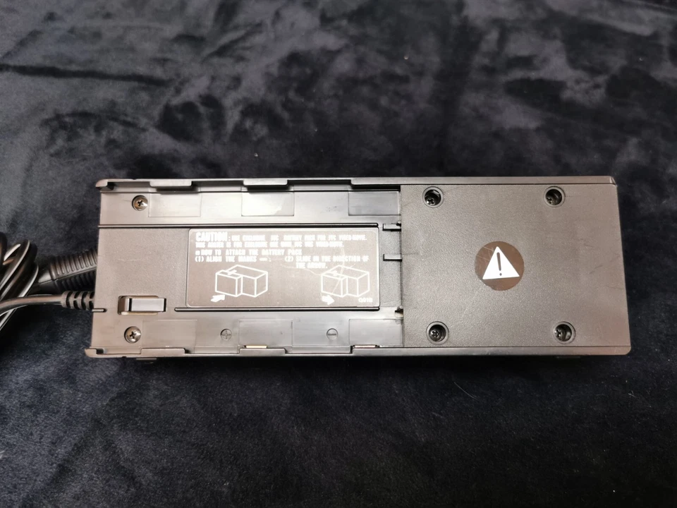 JVC BH-V5U 12V Charger for Camcorder Battery Adapter Portable Power Supply - Image 3 of 4