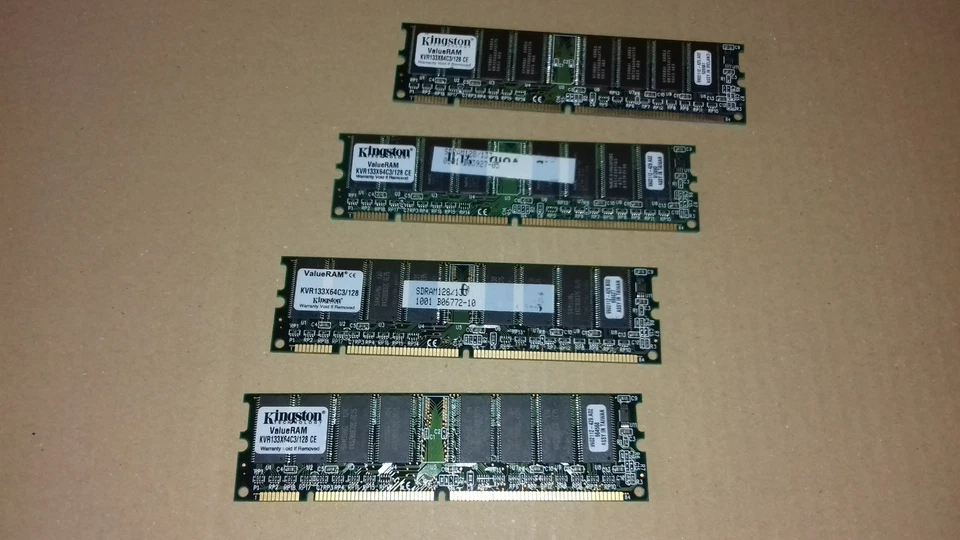 128MB PC133 RAM PC Kingston ValueRAM KVR133X64C3/128 SDRAM DIMM 168pins 133MHz - Imagen 3 de 3