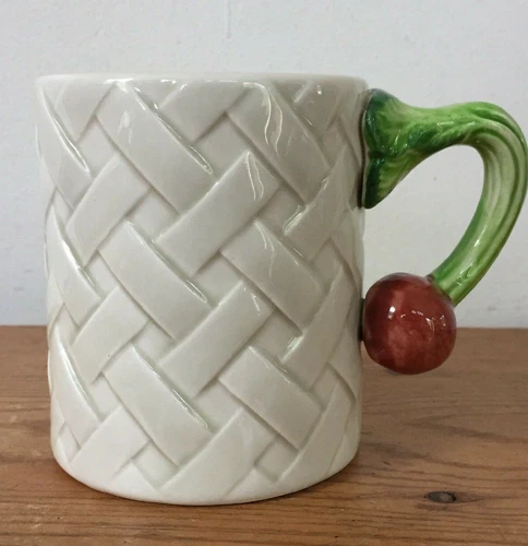 Set 4 Vtg 1980 Fitz Floyd Basketweave Harvest Garden Veggie Handle Coffee Mugs