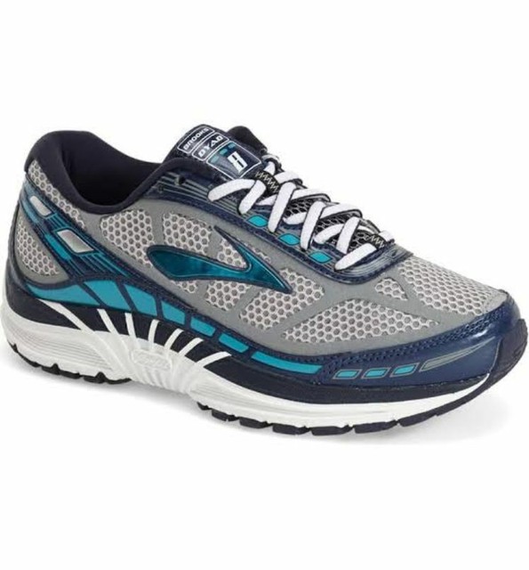 brooks dyad 8