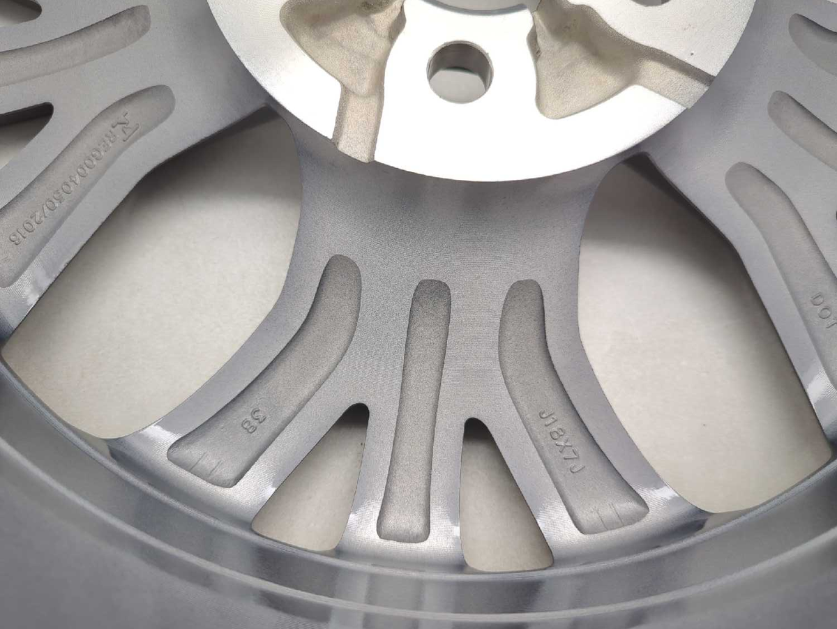 18 Inch Wheel Mitsubishi Sport Outlander 2016-2019 OEM