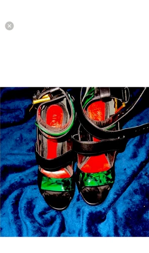 Sandali di lusso caldi Alexander McQueen con tacco a blocco di colore prezzo al dettaglio consigliato $ 1150 taglia 40