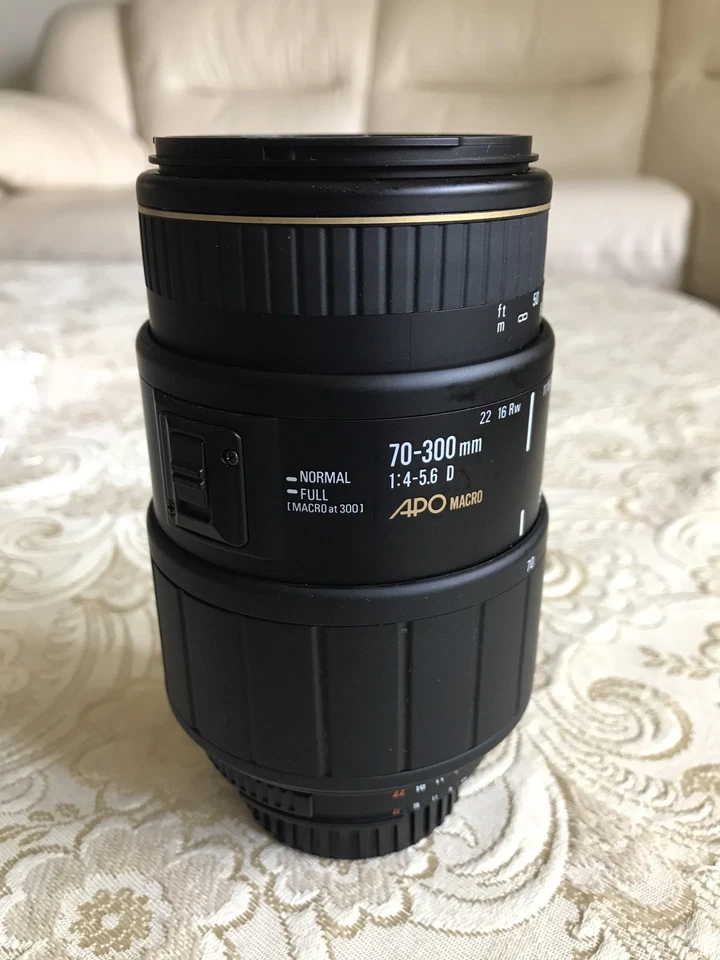 Sigma DG 70-300mm f/4.0-5.6 APO MACRO Lens For Nikon... BRAND NEW IN BOX - Image 2 of 4
