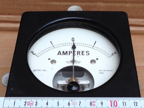 Vintage MIP 4" Ammeter - 2 Amp Panel Meter - Measuring Instruments Pullin 1963 - Picture 3 of 5