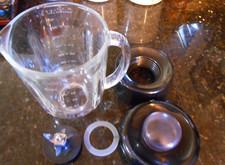 Cuisinart Smart Power Blender Glass Pitcher 40 oz 5 Cups SPB-7CH w Lid & Blade