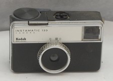 Kodak Instamatic Camera 133 Perfettamente funzionante All working.