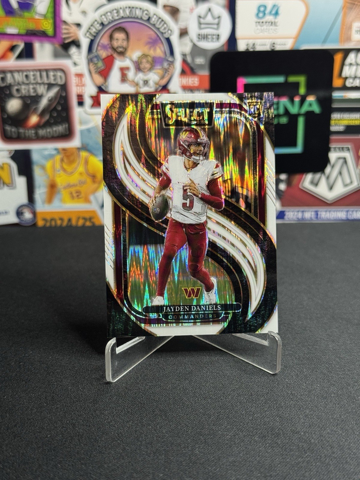 2024 Panini Select-Premier Level Jayden Daniels #112 White Shock Prizm /199 (RC)