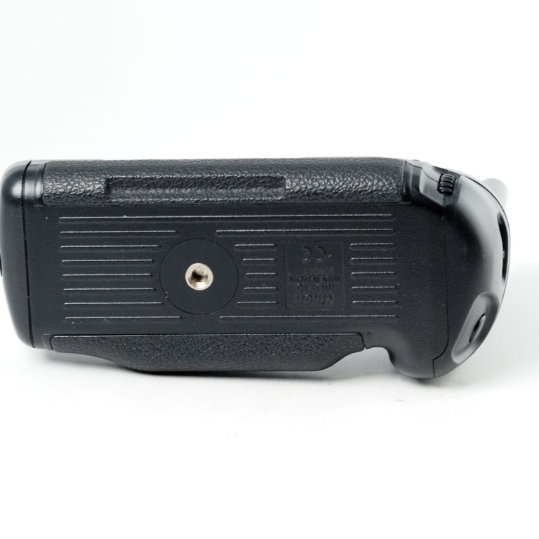 Nikon Mb-15 High Speed Battery Grip for F100 Film SLR Camera US
