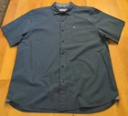 Tommy Bahamas Nova Wave Mens. Button Front Short Sleeve Blue Shirt Size L