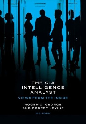 Adam Wasserman The CIA Intelligence Analyst (Hardback)