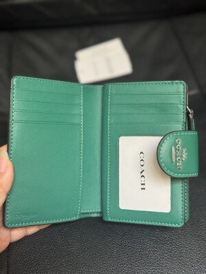 NWT Coach Medium Corner Zip Wallet In Signature Canvas Bright Jade