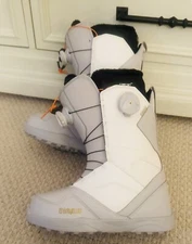 品牌单板女雪鞋