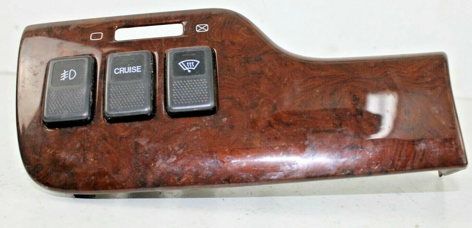 2000-04 SUBARU LEGACY OUTBACK CRUCERO FAROS ANTINIEBLA DESCONGELACIÓN TRASERO TABLERO MOLDURA PANEL OEM Foto 2 de 4