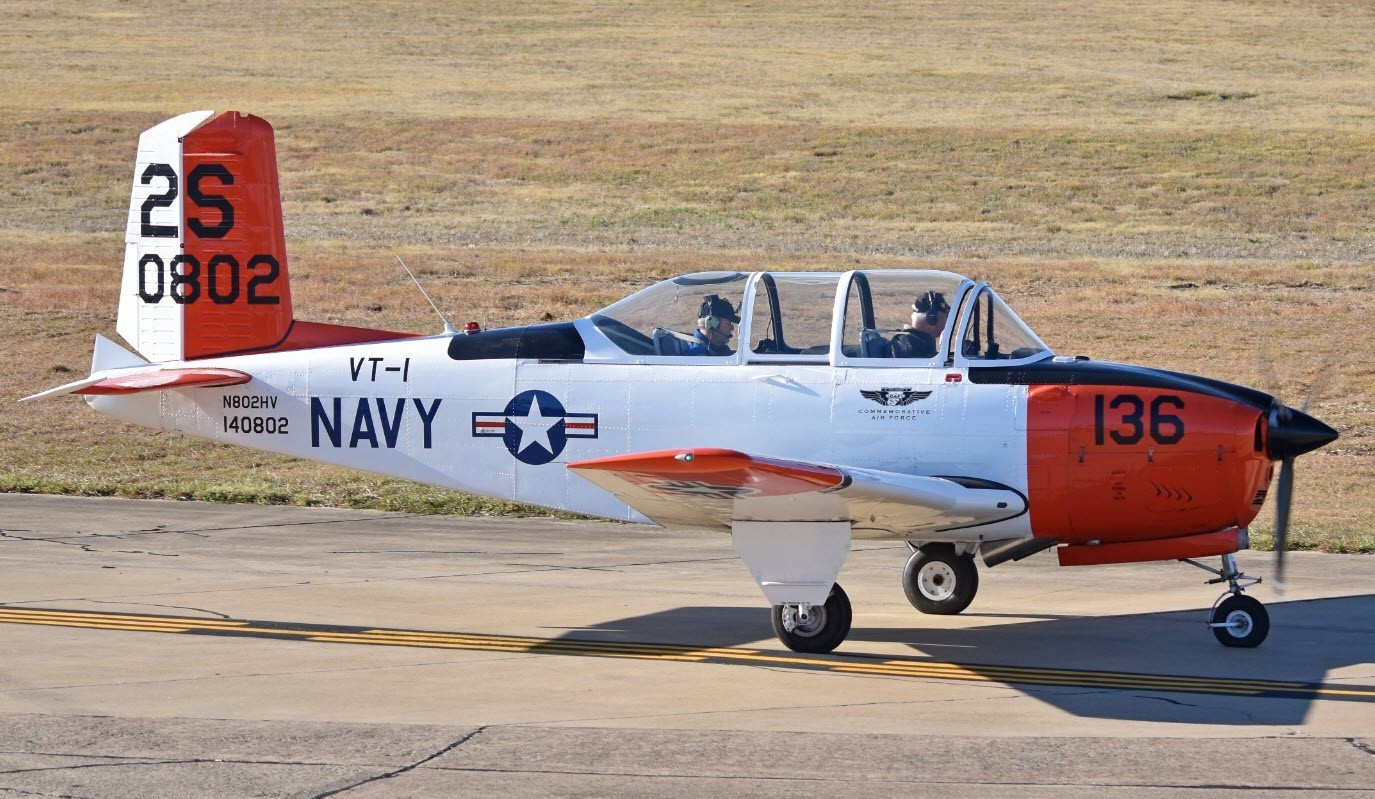 Beechcraft T-34B Mentor VT-1 Eaglets Navy Mahogany Wood Model Small Scale 1/32