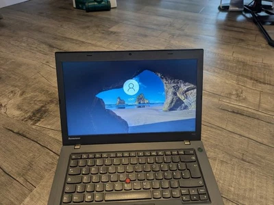 Lenovo ThinkPad T450 · i5-5300U · 12GB · 224GB