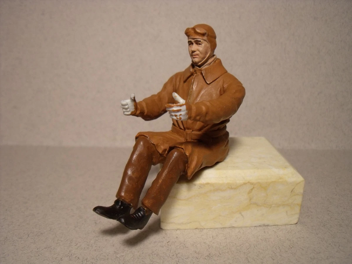 Figurine 1/18 Loana – Non Peinte, Résine – Pour Bugatti Vroom – Minichamps, Autoart, Kyosho