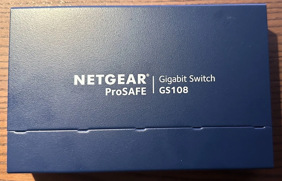 NETGEAR GS108v3 ProSAFE 8-Port Desktop Gigabit Switch- USED