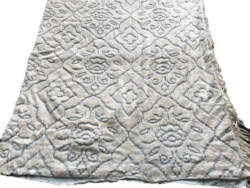 Vintage White on Blue Chenille Cutter Bedspread 106" x 90" - Picture 3 of 7